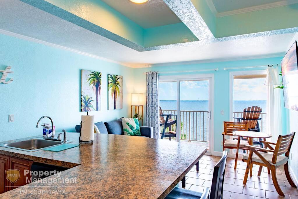 Villa On The Rocks à Tampa Extérieur photo